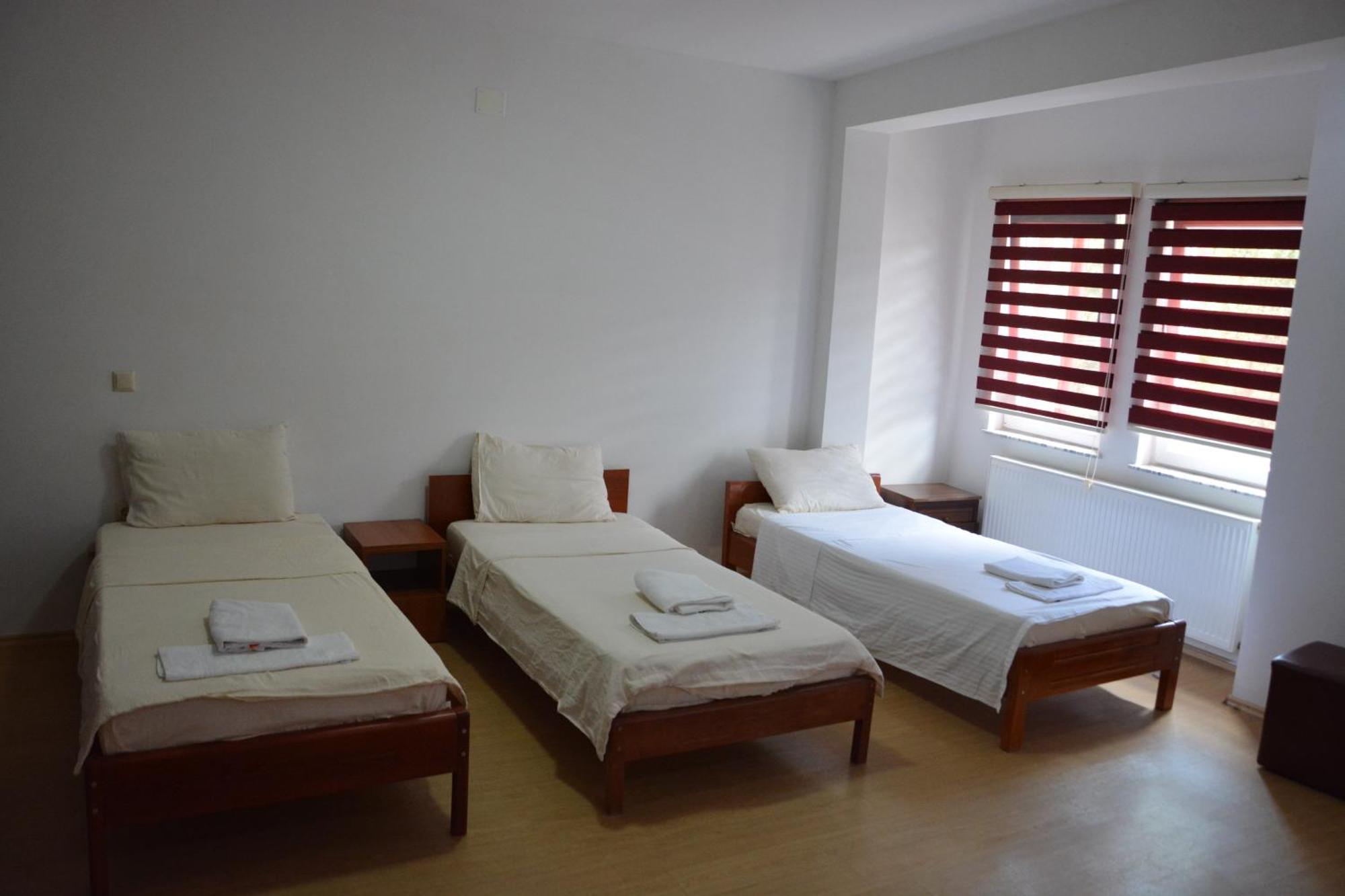 Arabella Hotel Kičevo Eksteriør bilde