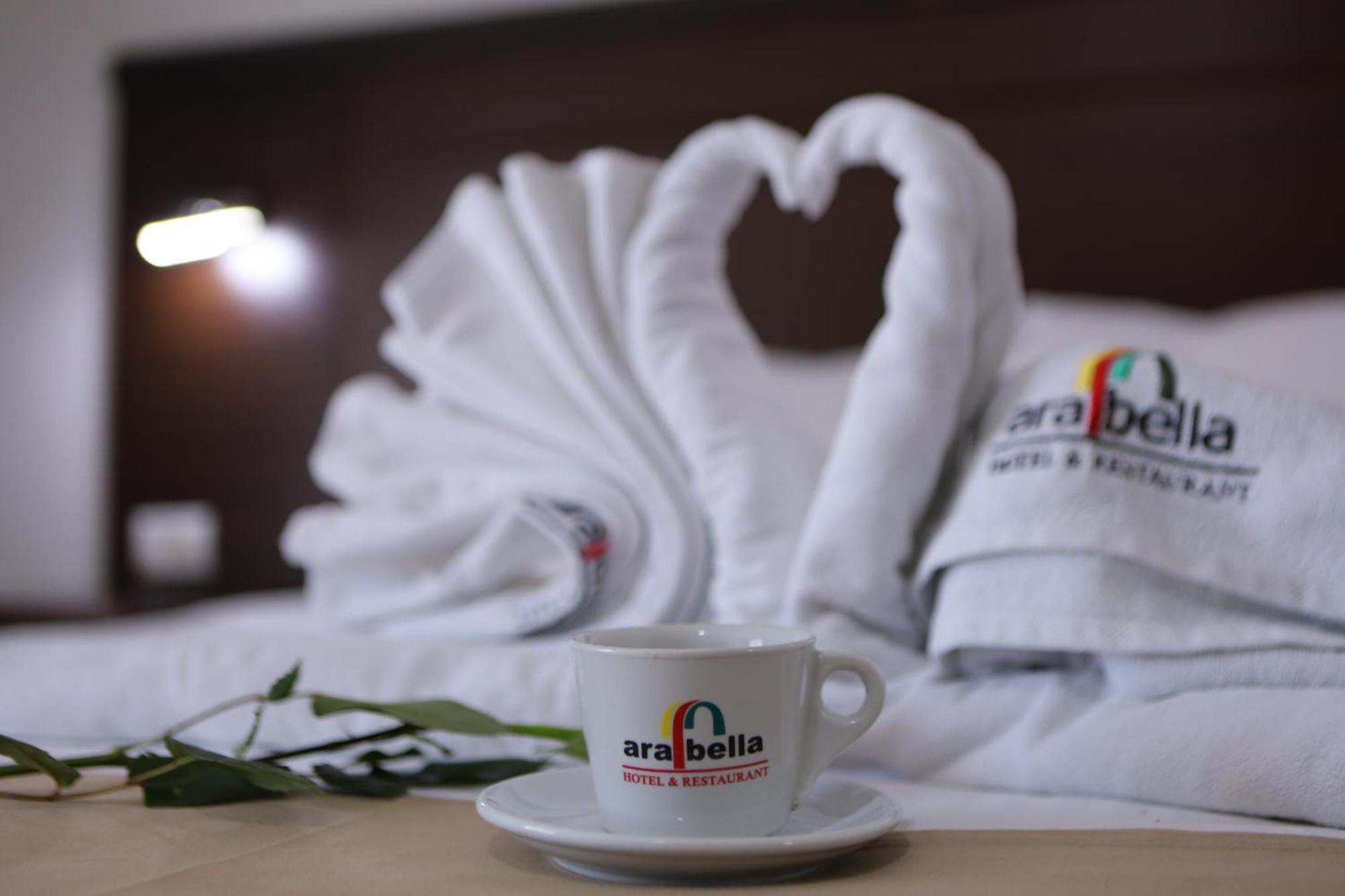 Arabella Hotel Kičevo Eksteriør bilde